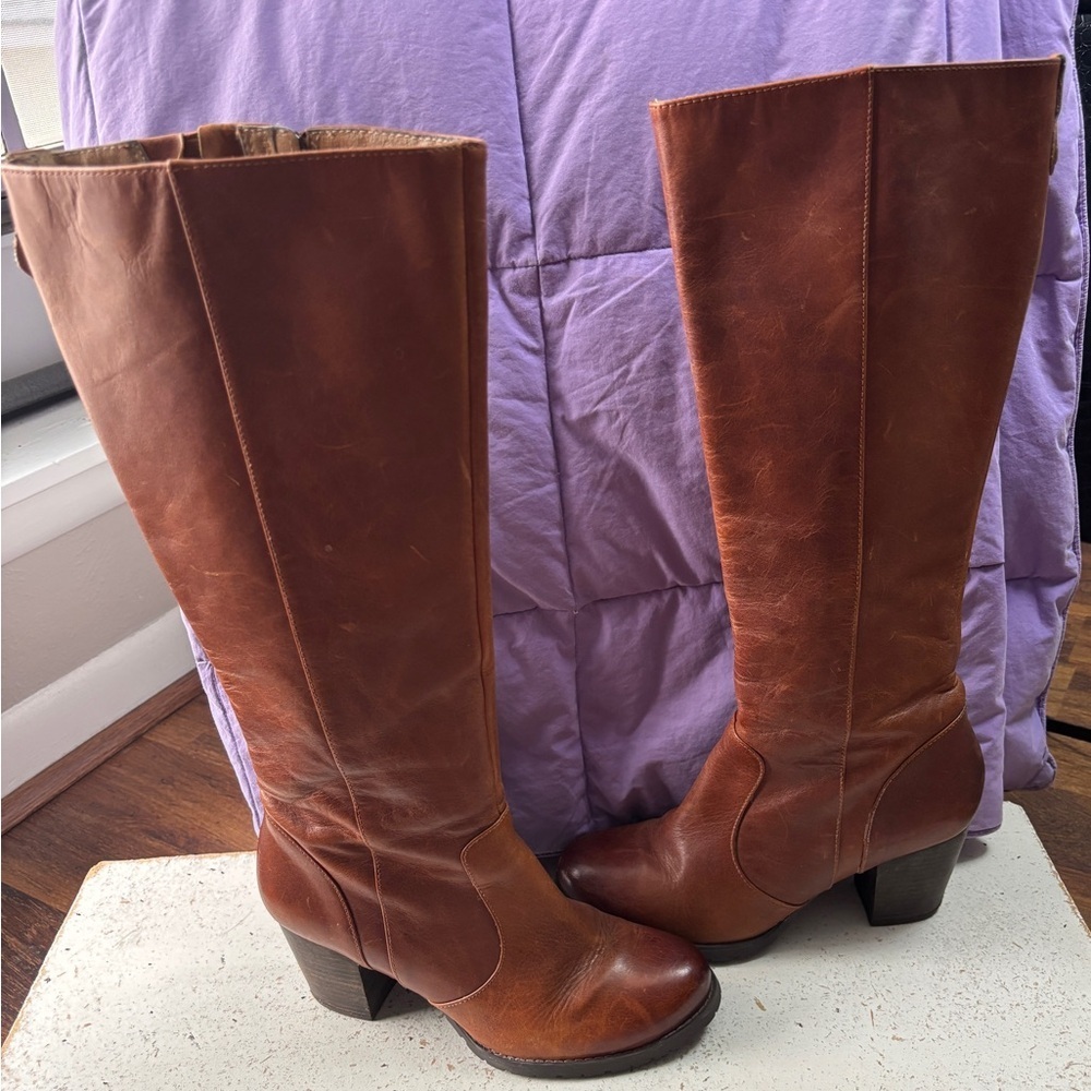 Clarks Tall Brown Leather Boots | Stacked Heel | Riding Style | Size 8 - Picture 2 of 10